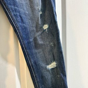Hollister Size 5 distressed skinny Jean